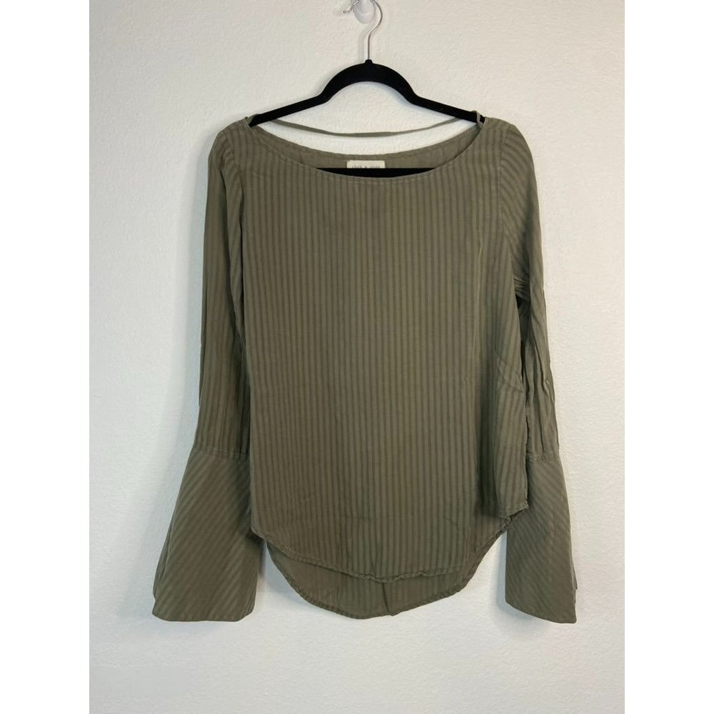 Cloth and Stone Anthropologie womens medium olive green flare long sleeve blouse